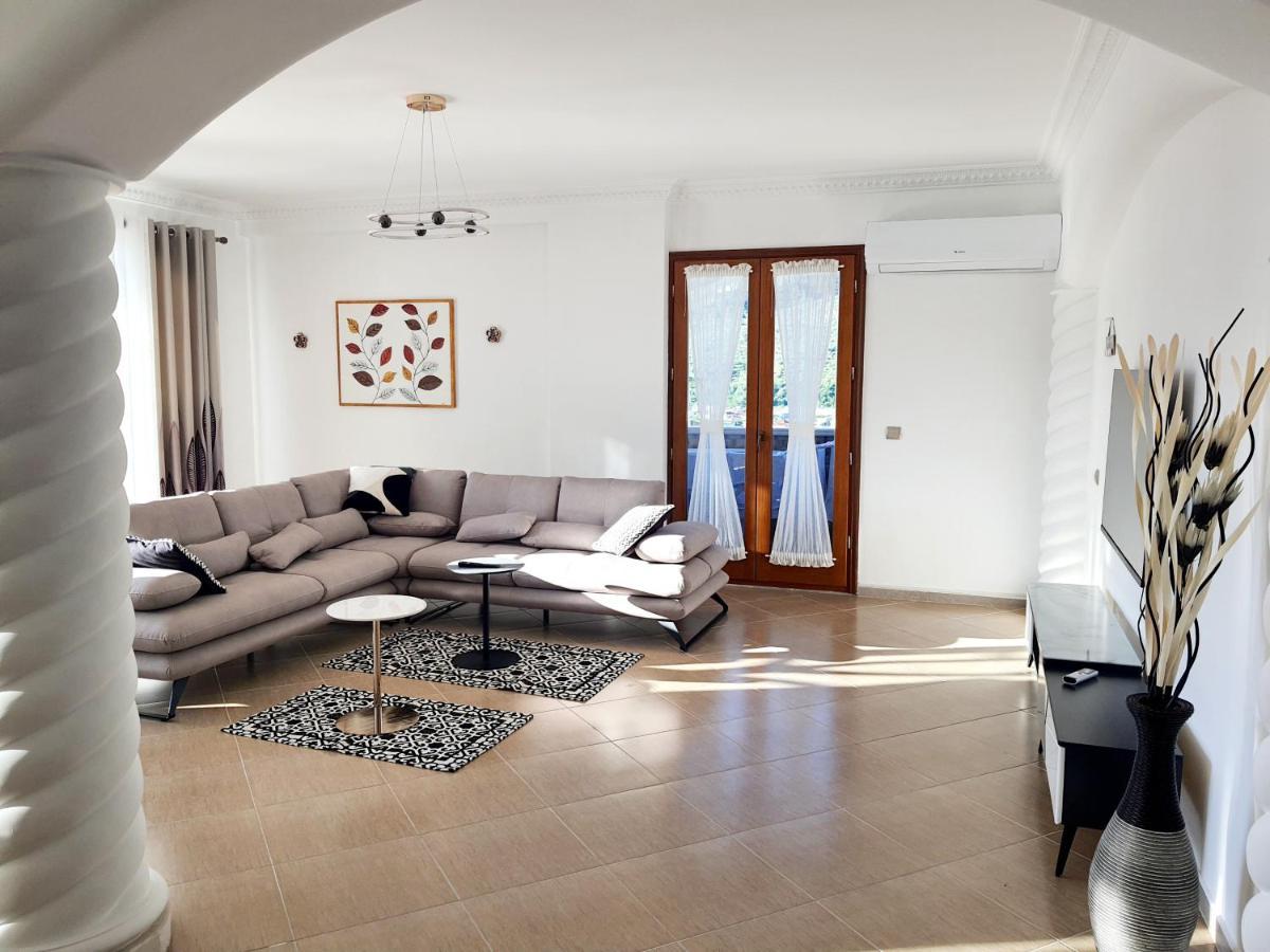 Magnolia Luxury Penthouse Apartment Berat Bagian luar foto