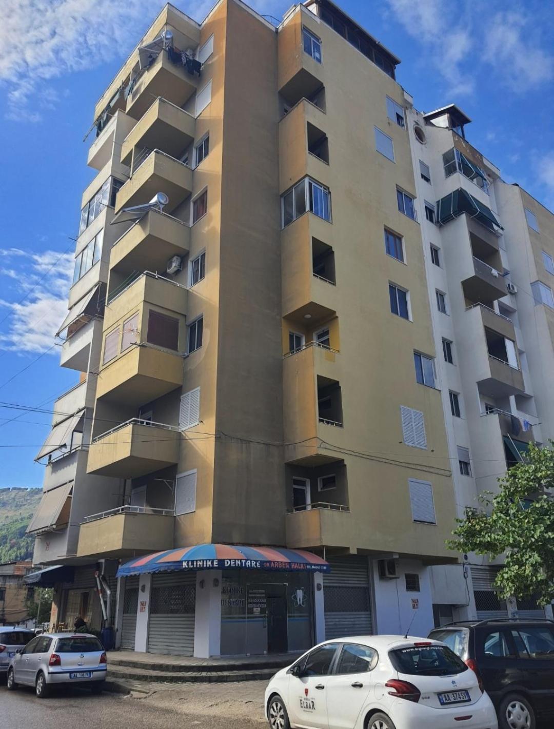 Magnolia Luxury Penthouse Apartment Berat Bagian luar foto